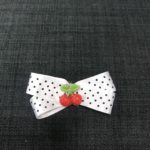 Hvid sløjfe - kirsebær