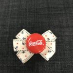 Sailor sløjfe med Coca cola kapsel